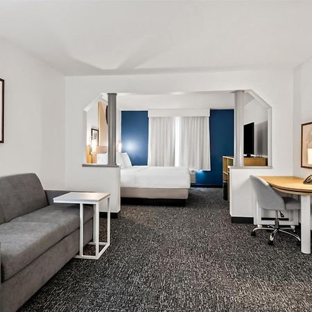 Inn & Suites Merrillville Bagian luar foto
