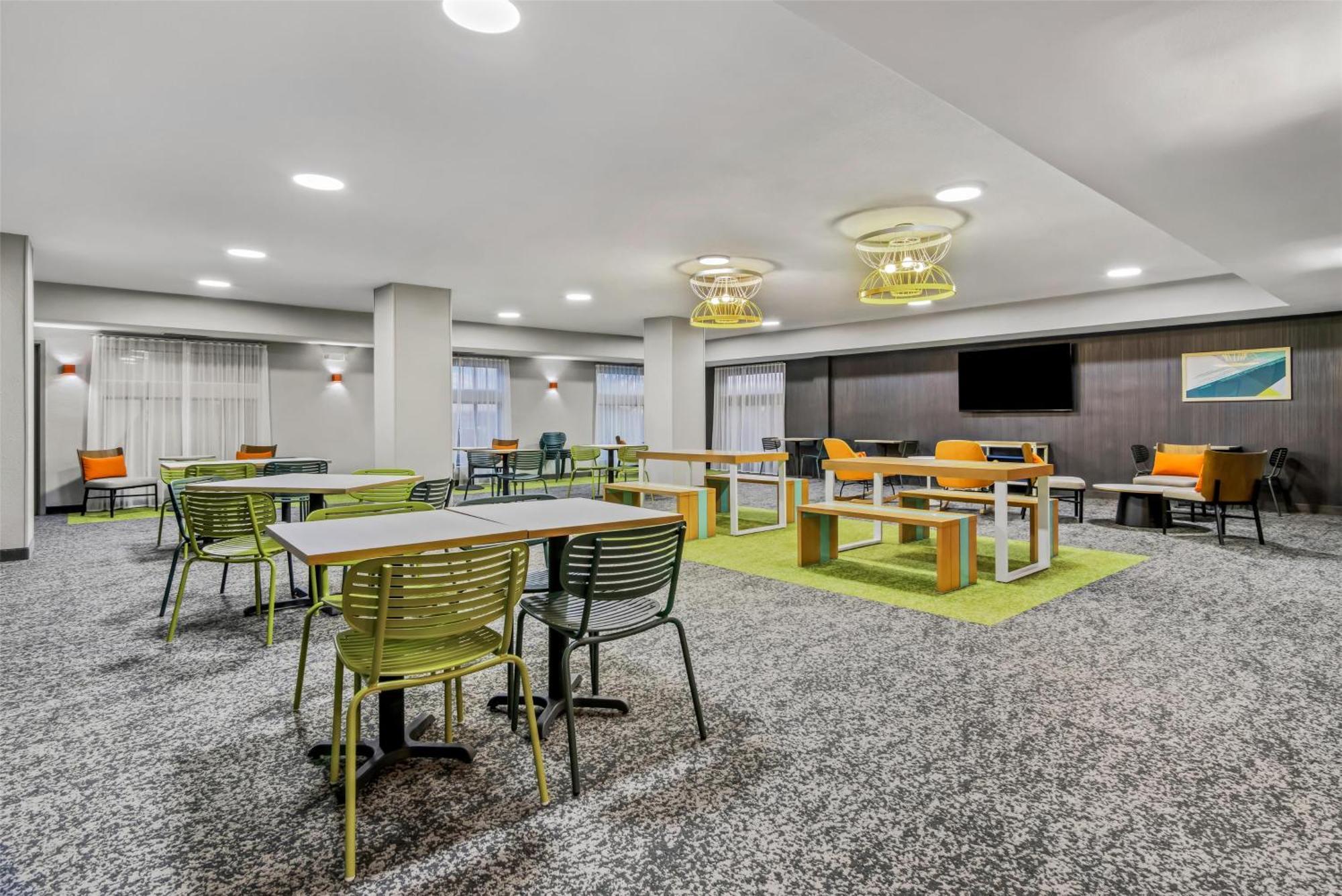 Inn & Suites Merrillville Bagian luar foto